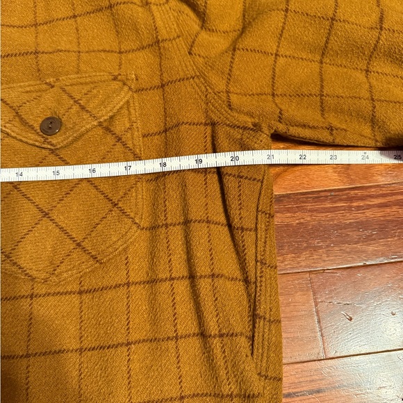 Wallace and Barnes Flannel Shirt - Picture 4 of 5